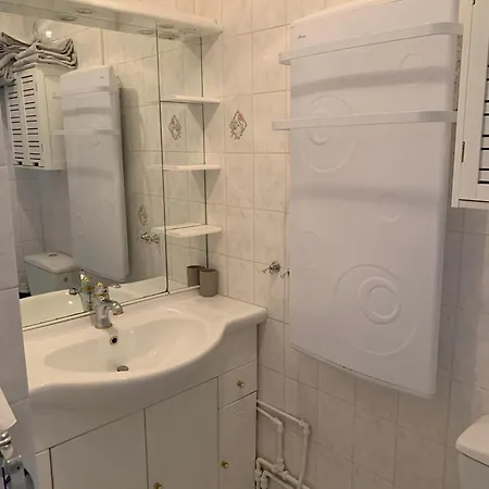 Апартаменты Joli Proche Du Mole